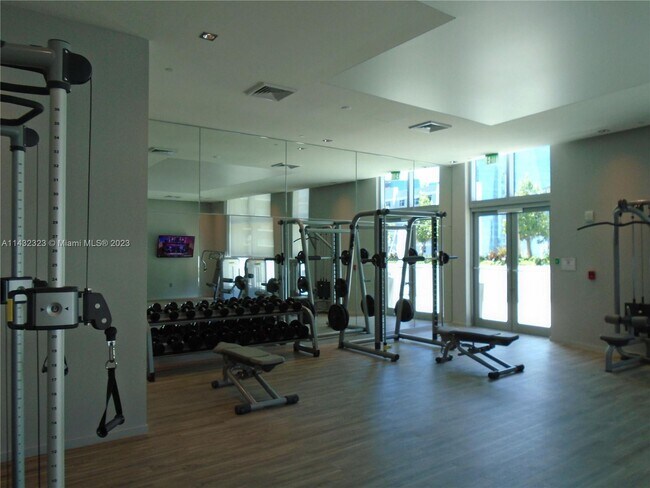 Foto del edificio - 1100 S Miami Ave