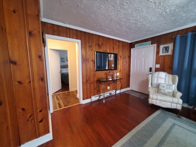 Building Photo - 414-A Lake Ave~Spring Lake