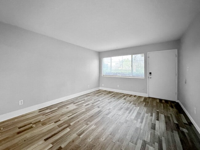 Building Photo - 2BR/1BA House w/ Fenced Yard + Garage In Carmichael