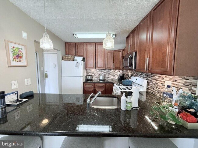 Foto del edificio - 11801 Rockville Pike