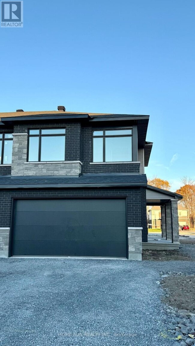 Building Photo - 860 Hummock Way