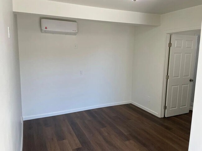 Foto del edificio - 1255 N Stone St