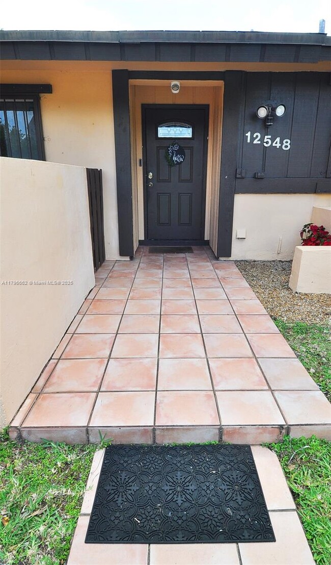 Building Photo - 12548 SW 119th Terrace