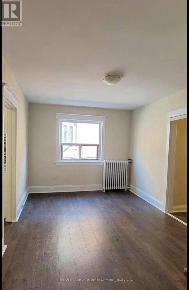 Photo du bâtiment - 98 Vaughan Rd