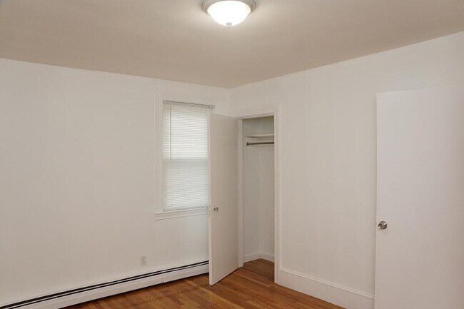 Foto del edificio - 33 Fairmont St