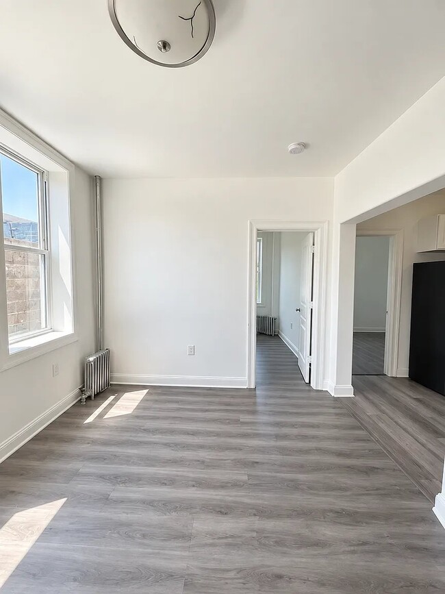 Building Photo - 5111 Palisade Ave