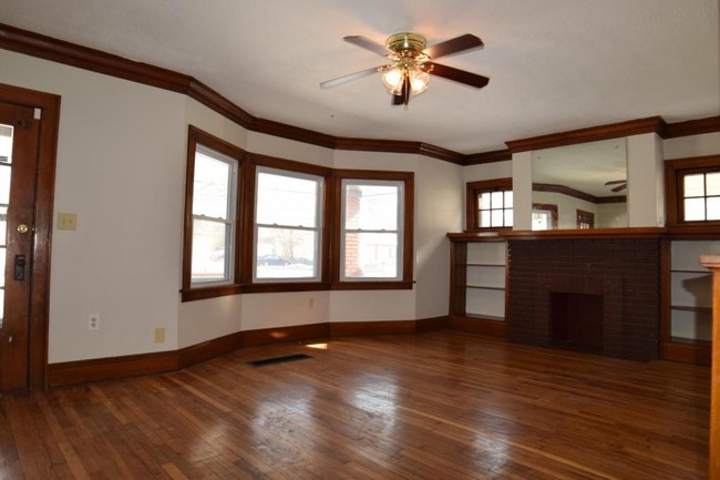 Building Photo - 4784 E 85th St