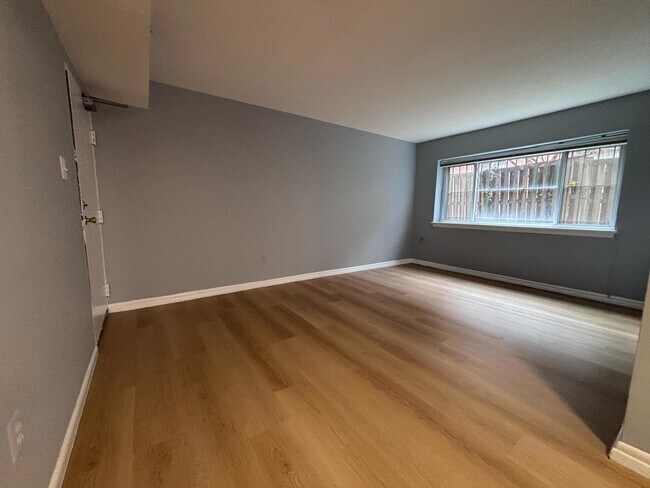 Foto del edificio - 1621 1st St NW