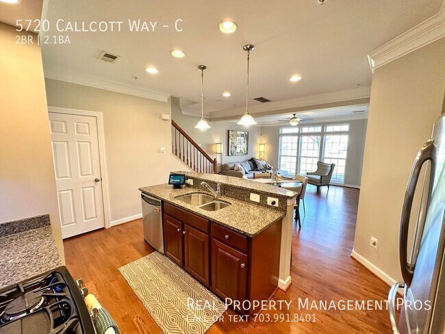 Foto del edificio - 5720 Callcott Way