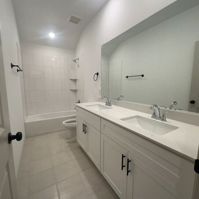 Foto del edificio - 5370 Springlake Pkwy