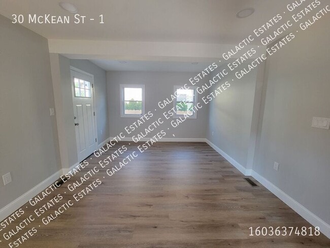 Building Photo - 30 McKean St