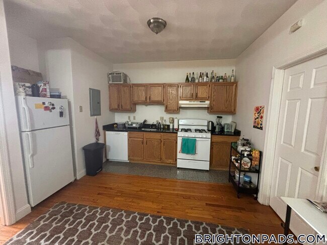 Foto del edificio - 17 Cummings Rd