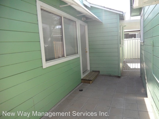 Building Photo - 1200 G St