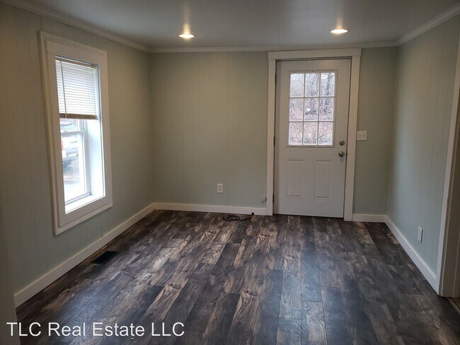Foto del edificio - 2 br, 1 bath House - 3 Maynard Street
