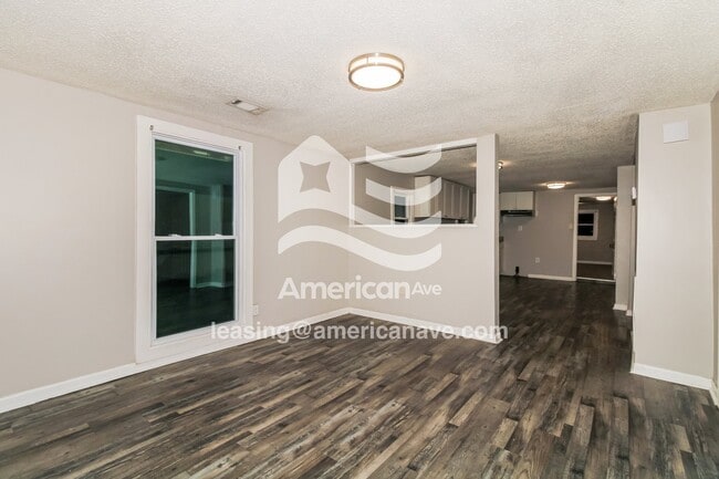 Building Photo - 2824 22nd St