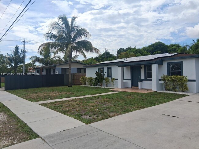 Foto del edificio - 250 NW 191st St