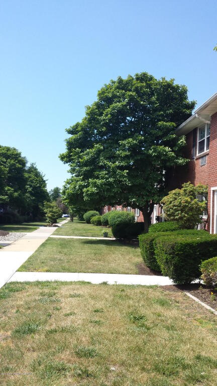 Primary Photo - 364 Westwood Ave