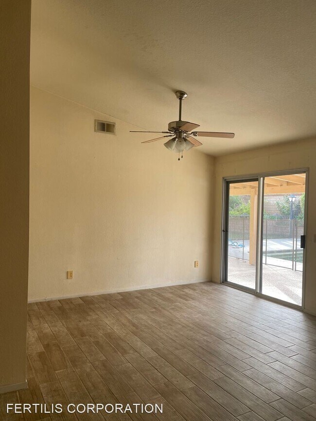 Foto del edificio - 4 br, 2.5 bath House - 6805 Alderpoint Ct