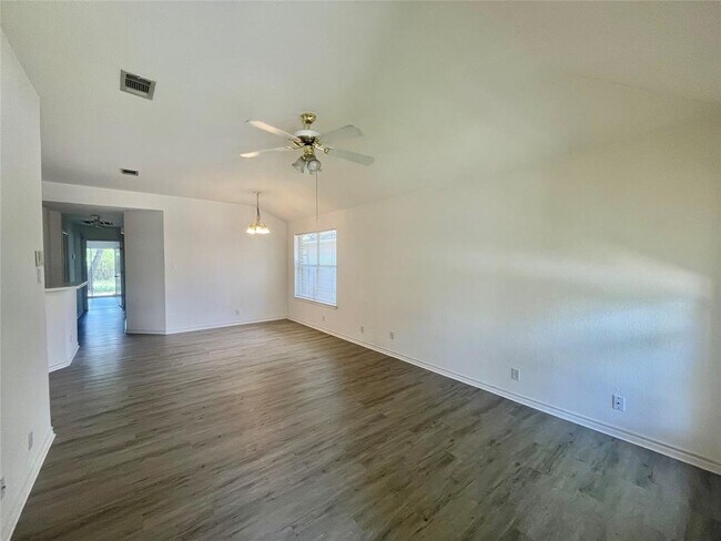Building Photo - 13344 Water Oak Ln