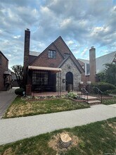 Building Photo - 63-127 Fitchett Street Unit 1FL
