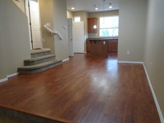 Building Photo - Reno Rental Finders -3118 Sterling Ridge Cir Sparks, NV 89431