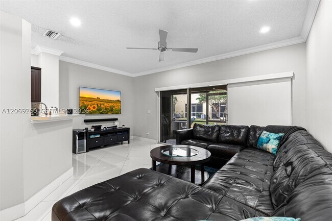 Foto del edificio - 12110 SW 2nd St
