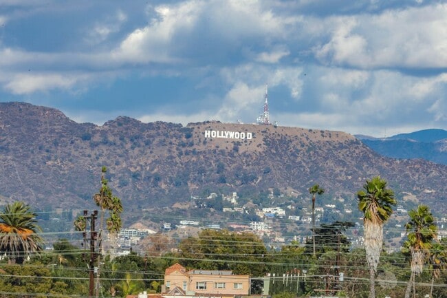 Building Photo - 1828 1/2 S. Redondo Blvd