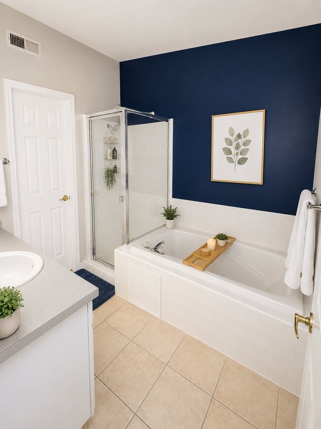 Building Photo - 2573 Rustling Oak Blvd