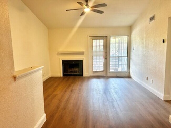 Foto del edificio - 3609 W Northgate Dr
