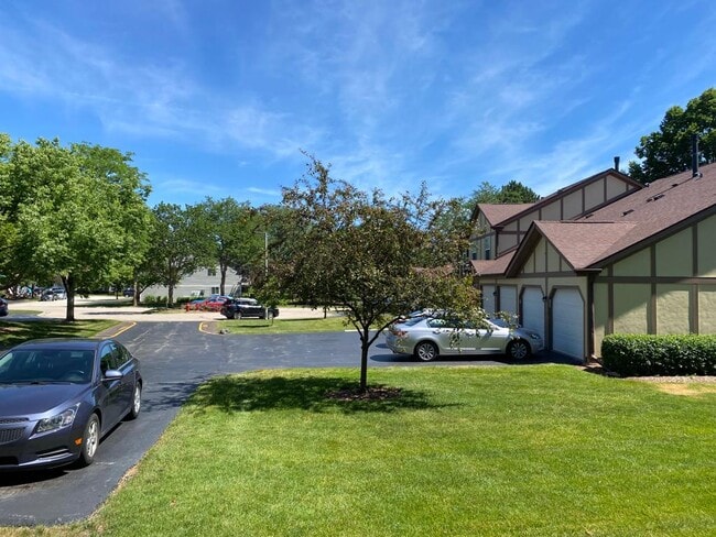 Building Photo - 1075 Auburn Ln
