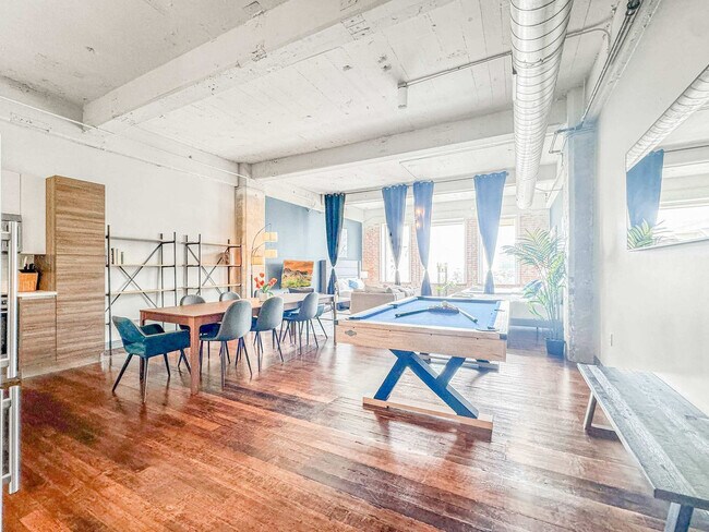Foto del edificio - 555 Evergreen St