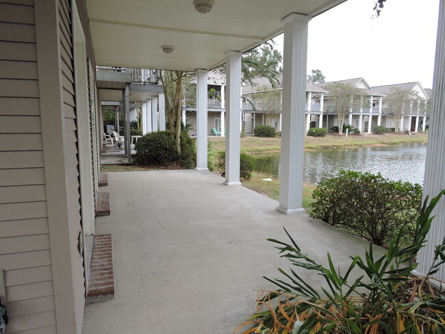 Foto del edificio - Great 3BR/2BA Condo in Arlington Plantatio...