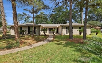 Building Photo - 1385 Fenwick Cir