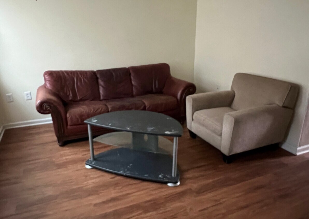 Photo - 1600 W Diamond St (Philadelphia, PA)