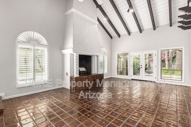 Foto del edificio - 6701 N Scottsdale Rd