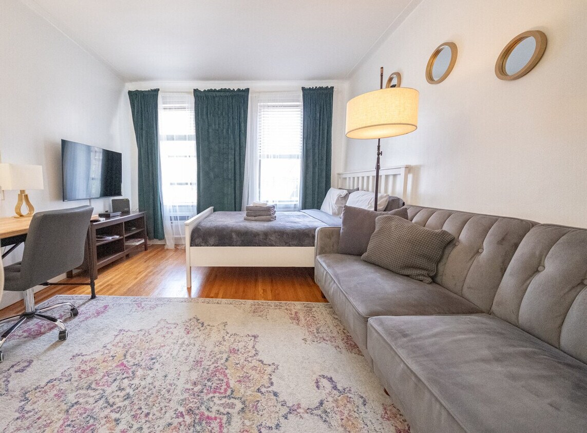 Foto principal - 1432 2nd Ave