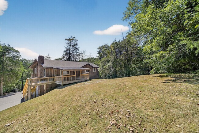 Foto del edificio - 3390 Tyree Springs Rd
