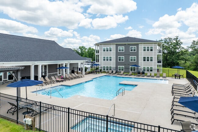 The Pointe en Camellia Commons - Piscina - The Pointe at Camellia Commons