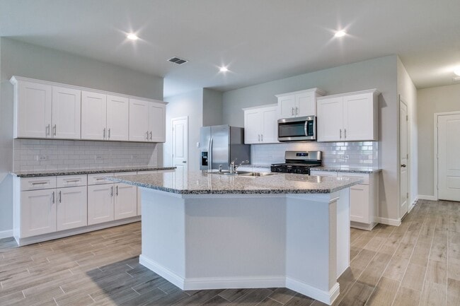 Building Photo - Beautiful New Build in Fort Worth – Locate...