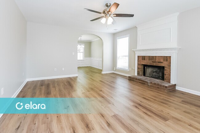 Building Photo - 2250 Winthrope Way Dr