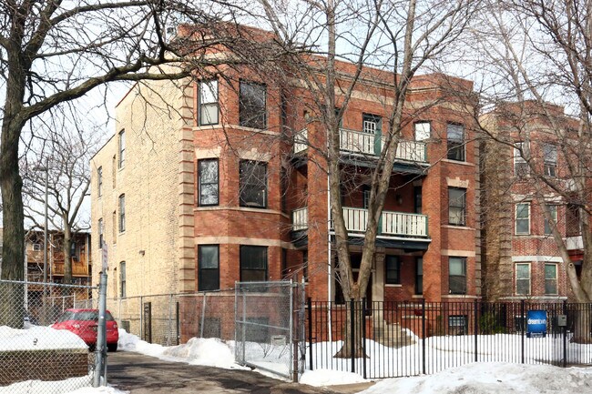 Primary Photo - 4616-4618 N Racine Ave