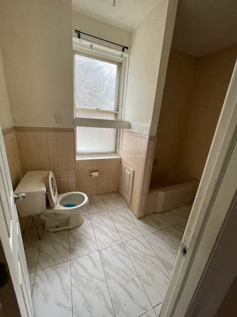 Building Photo - 4532 Howell St