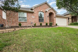 Building Photo - 14716 Lone Spring Dr