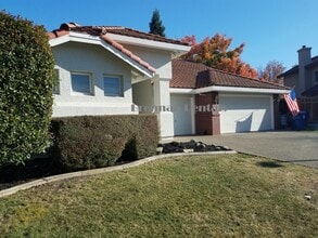 Building Photo - 105 Kilcairn Ct