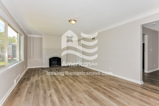 Foto del edificio - 327 Wedge Dr