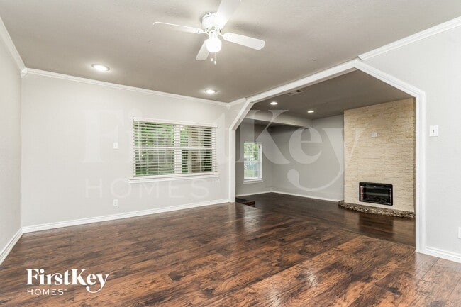 Foto del edificio - 11517 Fernald Ave