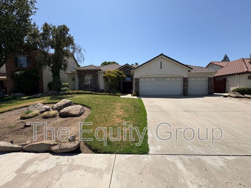 Foto principal - 2511 S Peppertree St