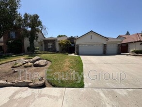 Building Photo - 2511 S Peppertree St