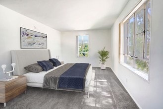 Building Photo - Park La Brea