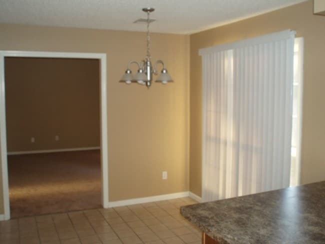Building Photo - 2107 Greystone Cv